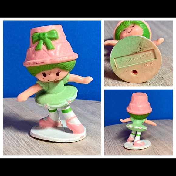 1980 Vintage Strawberry Shortcake Figurines - Picture 7 of 7